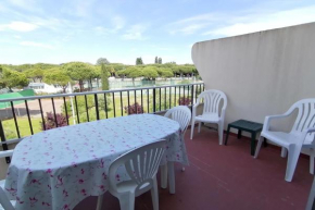 40m With Terrace In A Residence With Pool